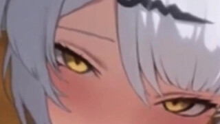 wow… her bra-stuffers are so jummy