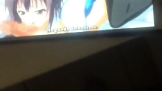 Me masturbo en mi lavabo viendo un rico hentai hasta venirme