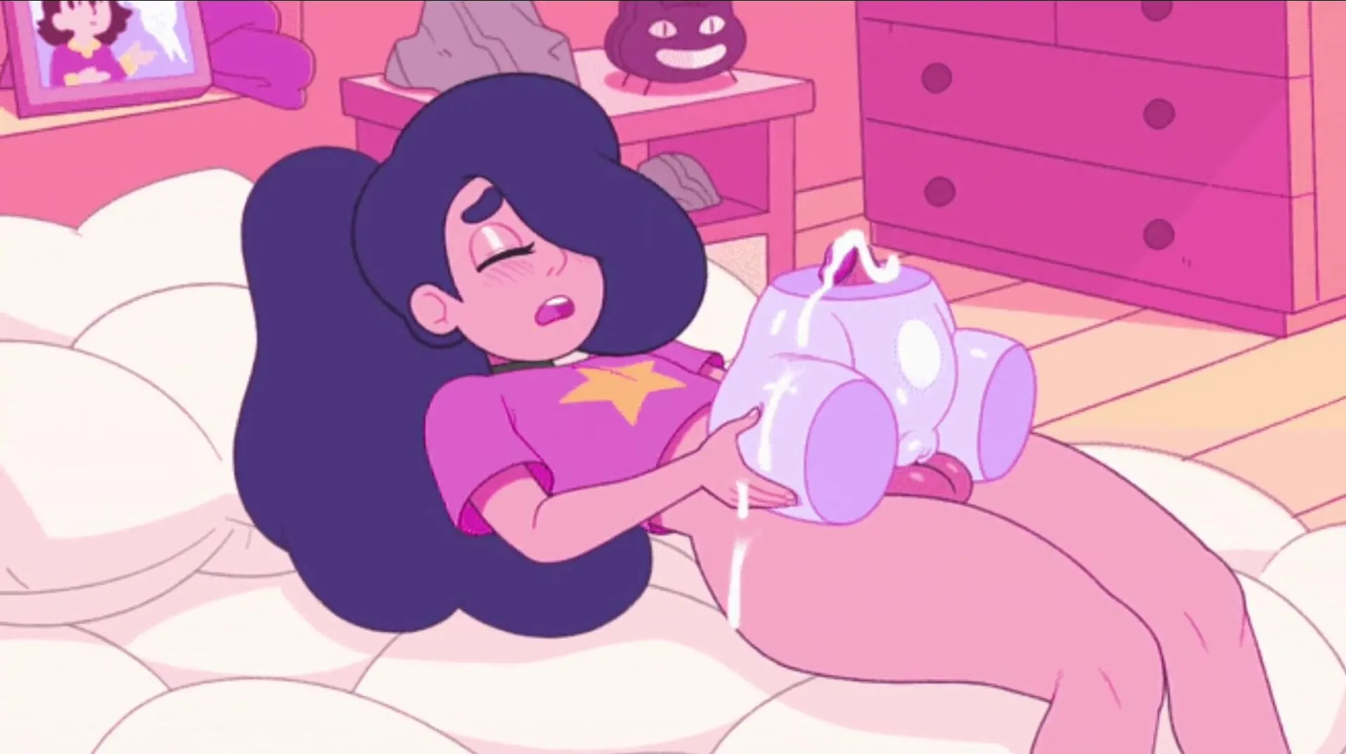 Futanari cum fucking toy